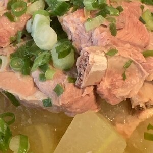 冬瓜と豚スペアリブのスープ